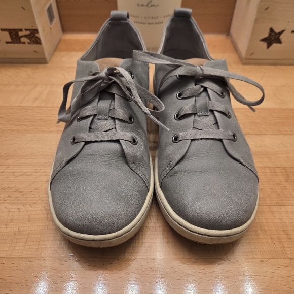 Dansko Renae Sneaker Womens Size EU 37 Gray Nappa Leather Lace Up Casual Shoes - Picture 2 of 10